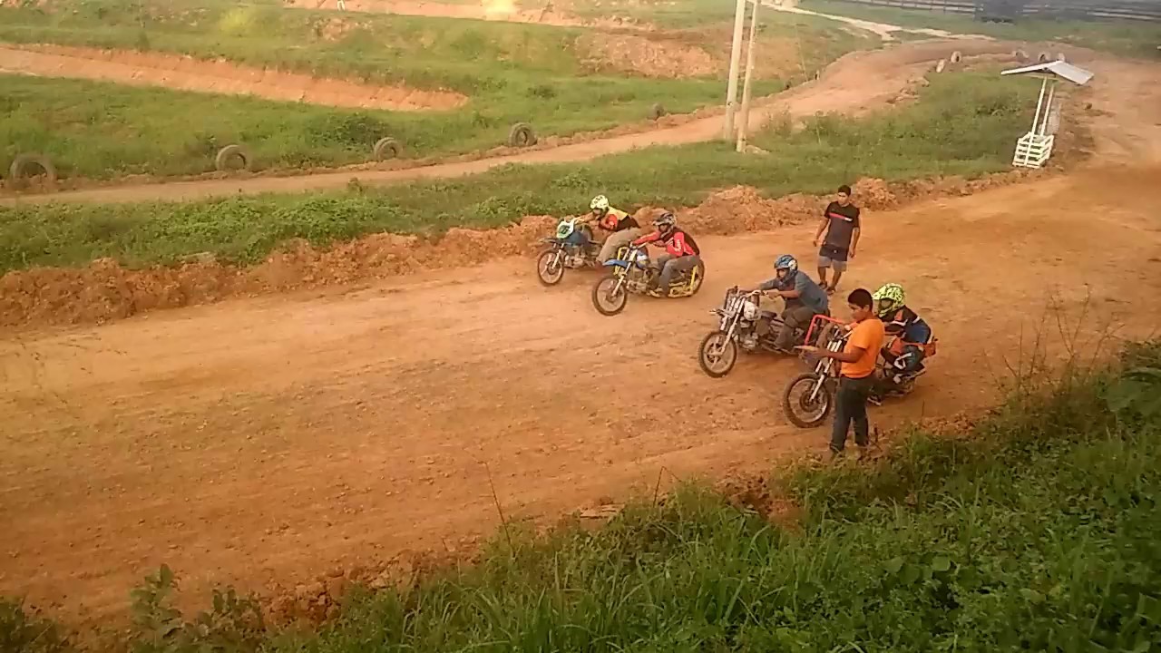 CARRERA DE MOTOKARCROSS PUCALLPA - YouTube