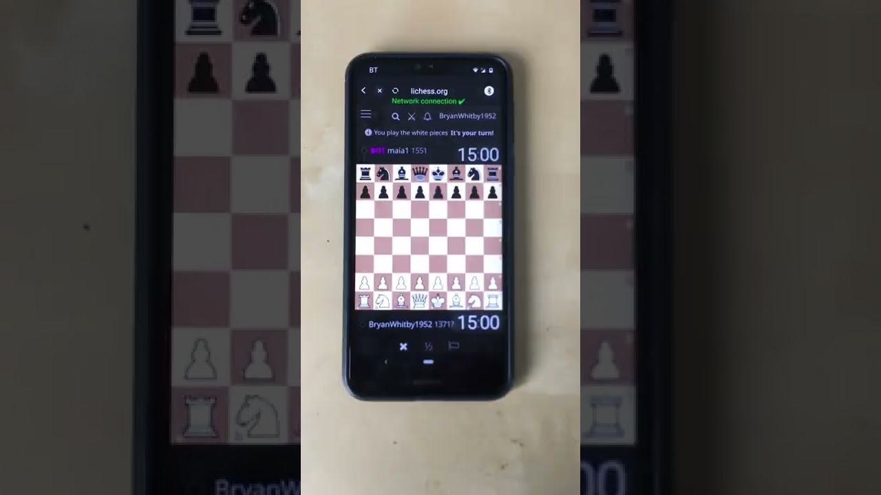 Millennium eONE: Smartphone Connected Chessboard for Lichess