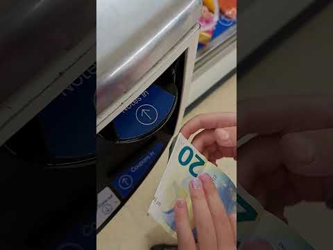 Paying money 💰 🤑