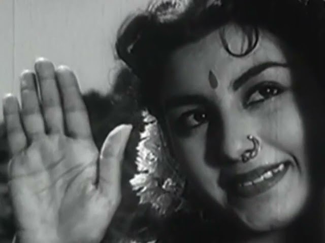 Piya Main Hoon Patang Tu Dor Video Thumbnail