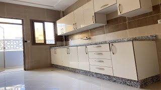 شقق كامليا تتوفر على3غرف نوم مطبخ بالبالكو عمارة تتوفر على مصعد ومرآب لسيارتك , appartement Meknès