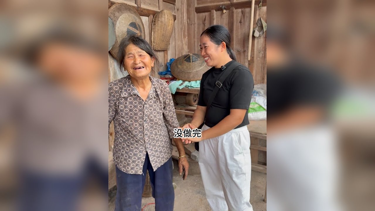 农村一家三口，他们相互依靠，不争不抢，儿子的晴天是母亲撑的伞