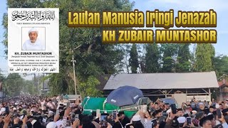 Lautan Manusia Iringi Jenazah KH. Zubair Muntashor Bangkalan
