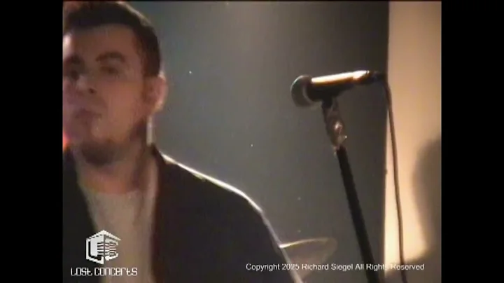 Unknown Spiral band for Onlinetv by Rick Siegel Dec 18, 1999 HELP identify!