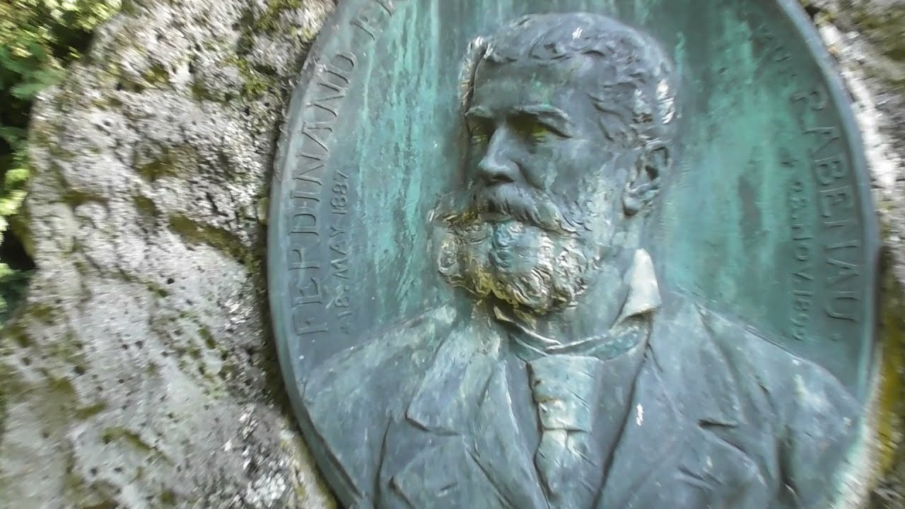 Tour zum Großen Busecker Schloss, die Gemeindeverwaltung der Gemeinde Buseck.