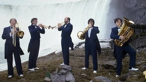 Canadian Brass  "Ding Dong Merrily On High"