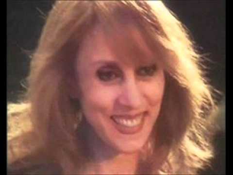 كبيرة المزحة هيد فيروز