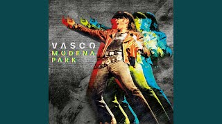 Video thumbnail of "Vasco Rossi - Sono Innocente ma... (Live)"