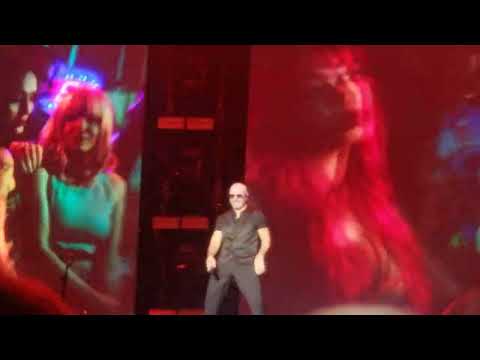 Pitbull - Hot / Gasolina (live 08/28/22)