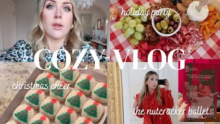 cozy holiday vlog | week in my life: nutcracker ballet, christmas cards, cooking, new laptop