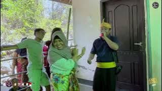 Bikin Merinding! Suara Khas Guru Mustamin Saat Bawain Lagu Sasak Ulur Kembang - Temu Karya05 Terbaru