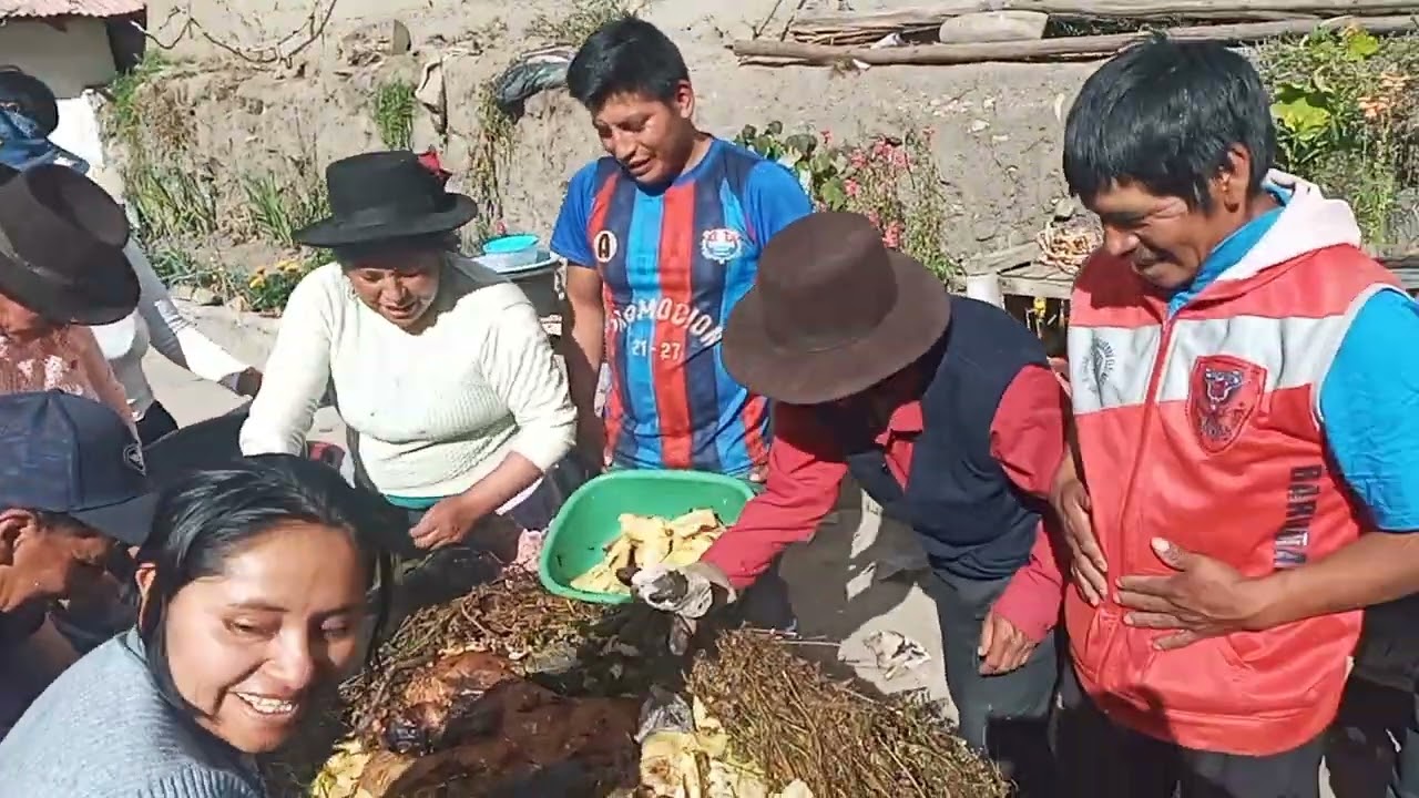 los herm. en cristo de huancavelica  de yauli preparando la pachamanca
