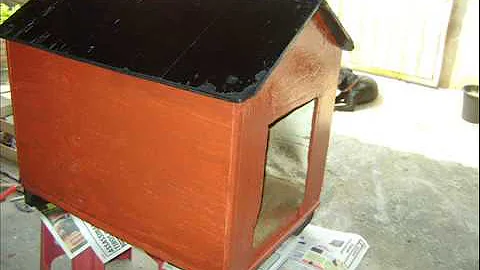 Como pintar uma casinha de cachorro?
