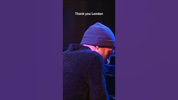 Thumbnail of Thank you London 🖤 #andreavanzo #londonrain