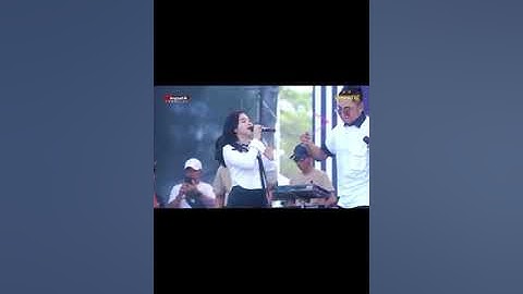 andai tak berpisah laila ayu feat irwan academi live hut Bhayangkara sidoarjo