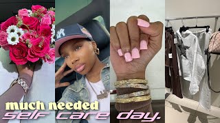 A MUCH NEEDED SELF CARE DAY VLOG | Nail Appt + Pedi + Fall Shopping + Brunch, Skincare Routine, Etc!