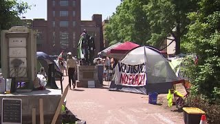 Protesters topple barriers at GW: The News4 Rundown | NBC4 Washington