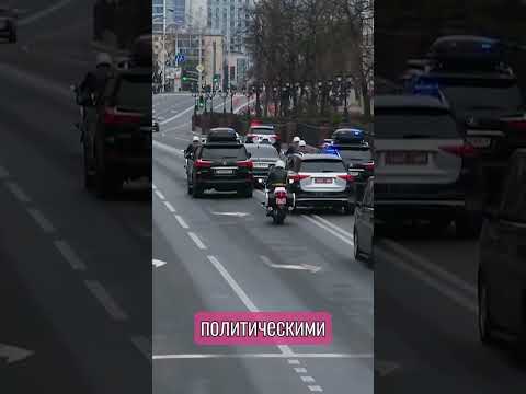 ❗️'Десятки тысяч' минчан приветствуют кортеж Лукашенко #беларусь #новости #лукашенко
