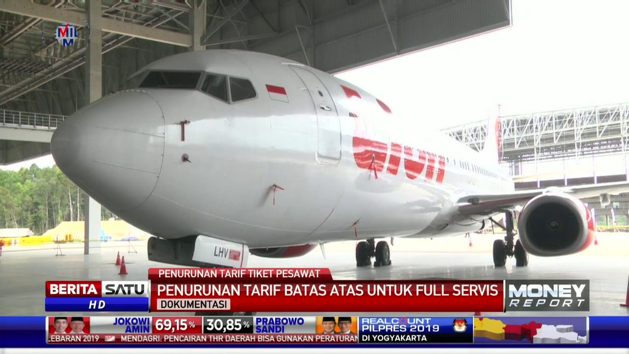 Penurunan Tarif Tiket Pesawat - YouTube