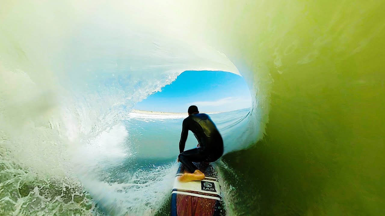 360 view SURFING in PERFECT WAVE