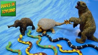 Safari Ltd animals Woolly Mammoth baby Doedicurus Giant Sloth prehistoric beasts toy videos for kids Safari Ltd animals Woolly Mammoth baby Doedicurus Giant Sloth prehistoric beasts toy videos for kids