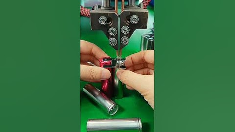 easy battery soldering tips.#solderingtips #solderingtool #solderingiron #batterypack #howto