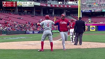 PHI@CIN: Morton scores first run of game on error