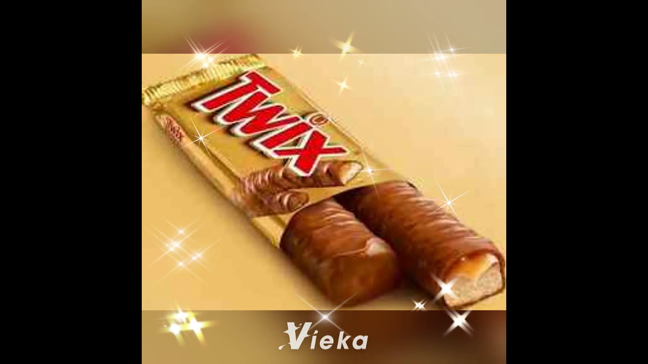 шоколад улыбка. выиграла шоколадку. женщина ест шоколад. выиграла шоколадку. выиграла шоколадку.