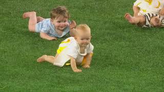 Crazy Ending to Baby Race in Front of Over 64,000 Fans!! screenshot 5