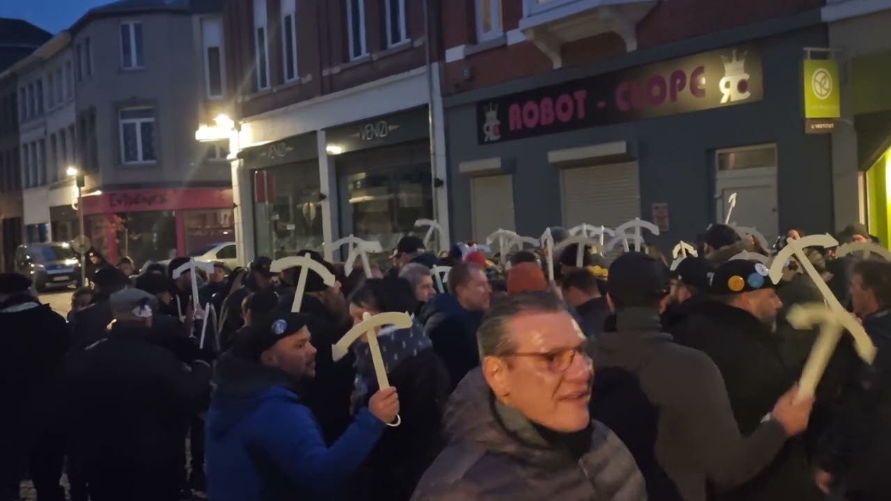 #2023 les gilles de binche soumonce en batterie les Marins