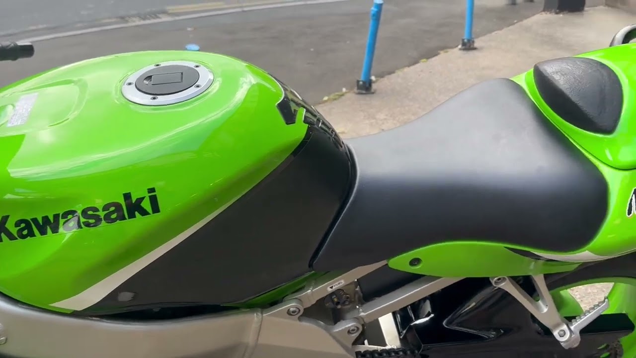 KAWASAKI ZX636 ZX6R 2003 - JS SUPERBIKES - YouTube