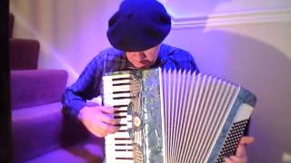 Coeur vagabond French musette valse played on Galanti accordion chords