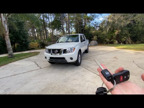 **(facelift)**2020-nissan-frontier-walk-around-and-full-tour