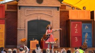 Laurie Berkner Sesame Place 6 1 13 Part 2