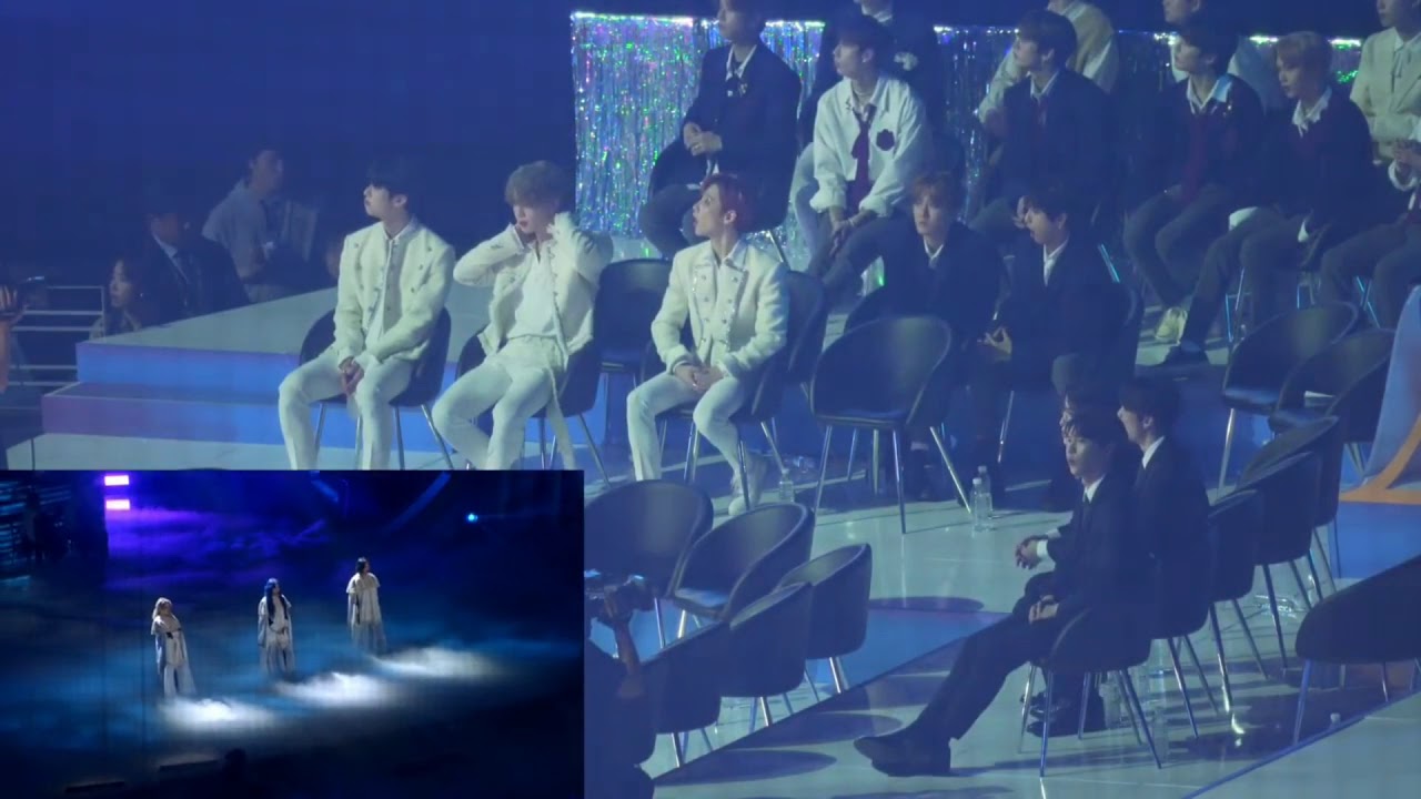 stray kids x mamamoo interactions