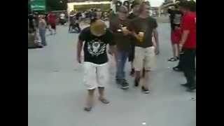 Drunk guy looses flip flop