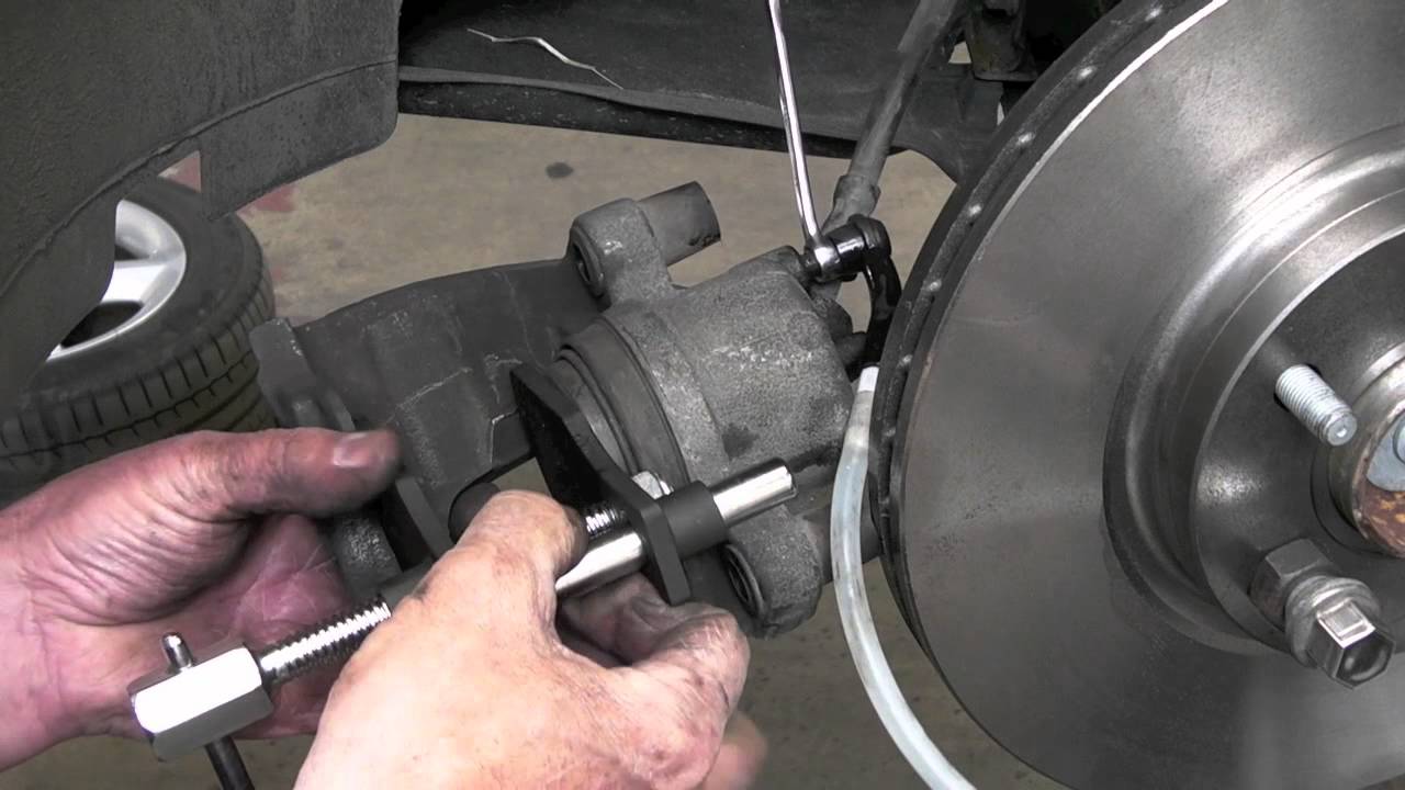 How to Use Air Operated Piston Wind Back Tool - Euro Car Parts 