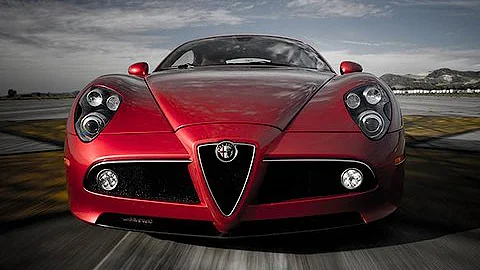 First Test - Alfa Romeo 8C Competizione