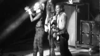 Bush (part of) Glycerine @ Almost Acoustic Christmas 2012 (feat. Gwen Stefani)