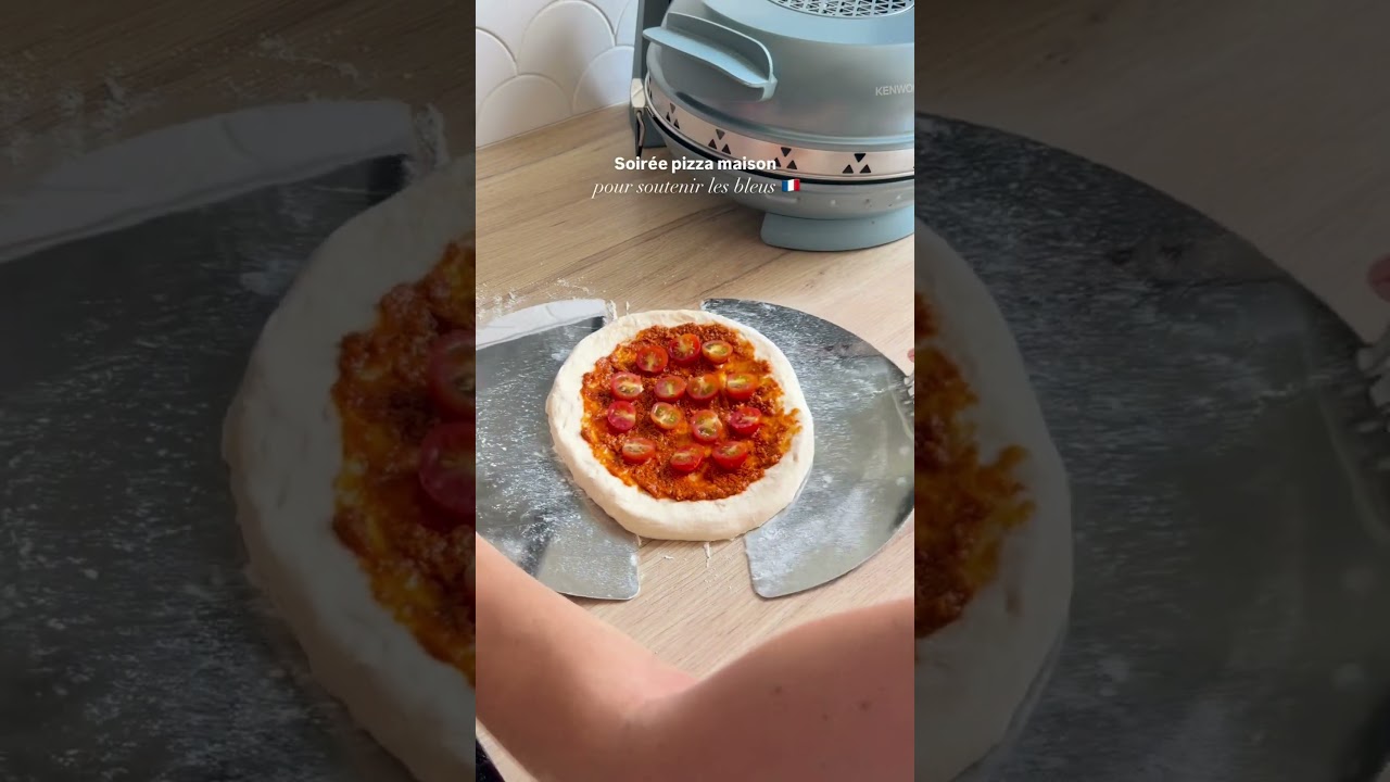 Le combo parfait pour soutenir les Bleus ! 🍕