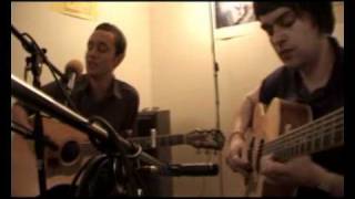 Editors - Someone Says (live &amp; acoustic @ Planet Claire 22-06-2005)