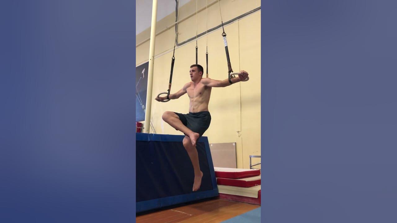 Крест в лямках на кольцах #крест #кольца #гимнастика #спорт #подпишись ...