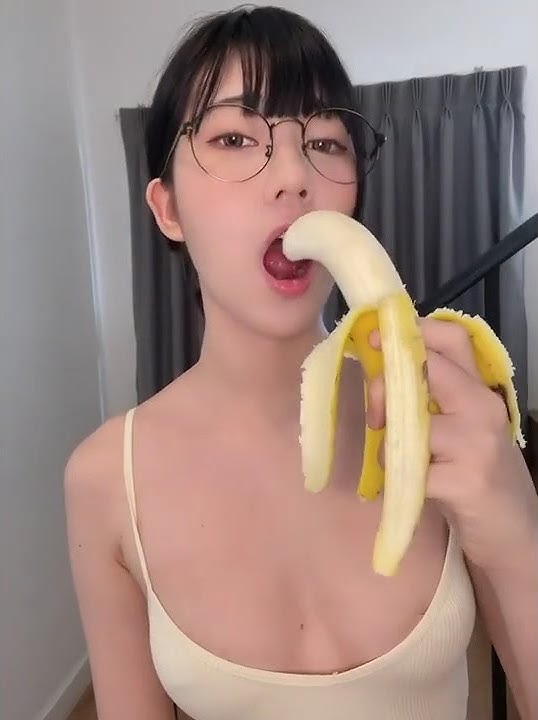itu hanya pisang