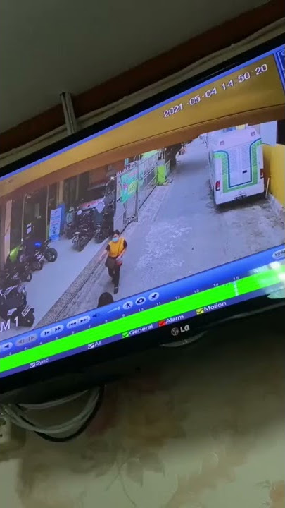 mobil ambulan berjalan sendiri