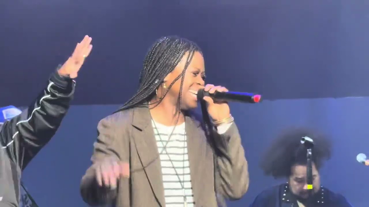 TobyMac -7 Minutes Medley featuring Nirva Ready 