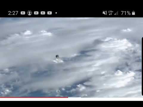Video: Rainbow UFO Verscheen Live Vanaf Het ISS-station - Alternatieve Mening