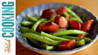 Make a stir fry out of hot dogs! it's good! i swear! quick meal,
perfect for single people, students, and budget meals. dog stirfry
recipe: http://hilahc...