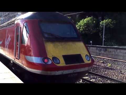 virgin-east-coast-125-arriving-at-edinburgh-waverley