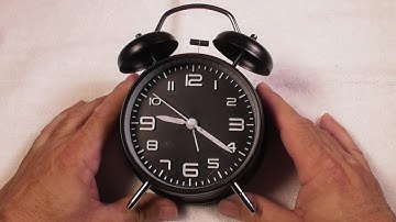 Alarm Clock LOUD BELL for Seniors and Hearing Impaired and DEEP SLEEPERS by TeaRoo REVIEW