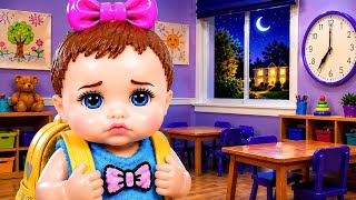 Où Est Maman...? La Poupée Bébé Attend À Lécole Famille De Poupées Barbie